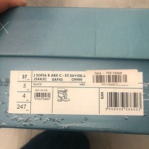 Geox junior waterproof boots size 5 us